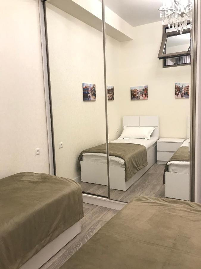 Charm Apartment Tbilisi Bagian luar foto